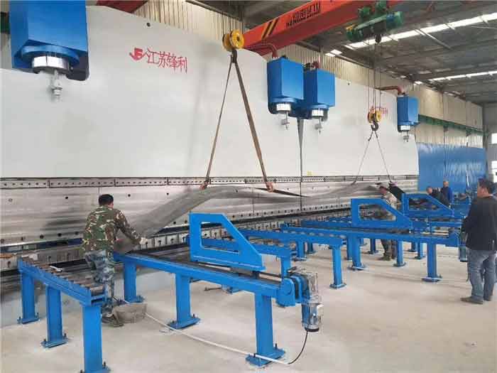 旗桿折彎?rùn)C(jī) 旗桿折彎?rùn)C(jī)